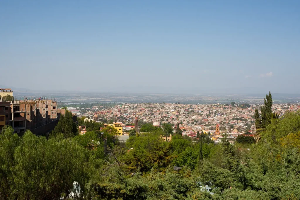 Panoramic valley views from hillside in Atascadero San Miguel de Allende